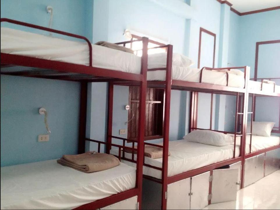 Lucky Backpacker Hostel Vientiane Luaran gambar