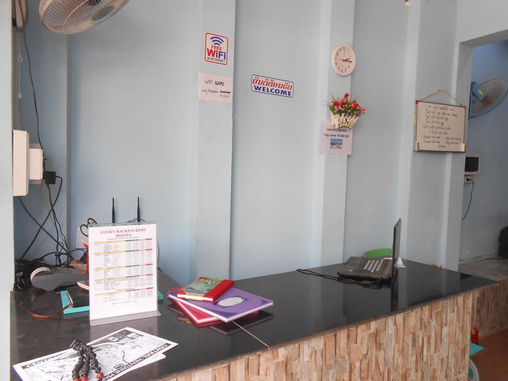 Lucky Backpacker Hostel Vientiane Luaran gambar