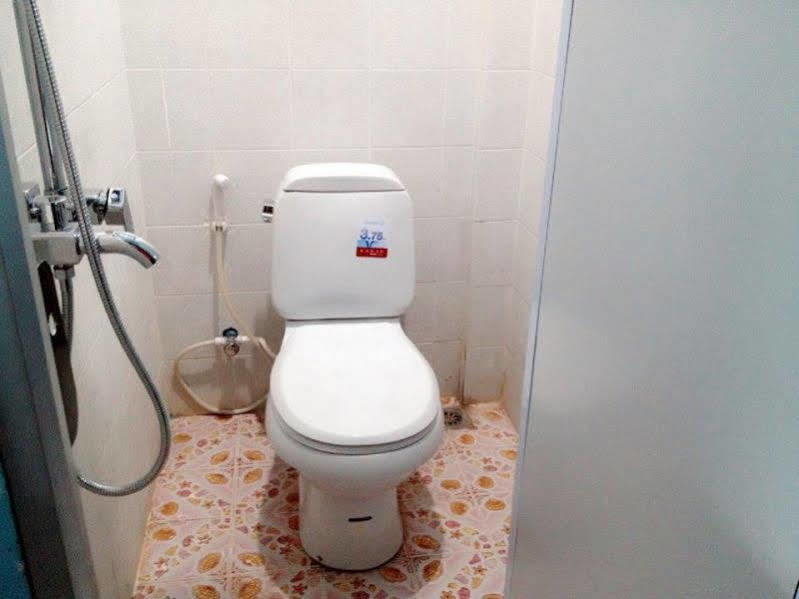 Lucky Backpacker Hostel Vientiane Luaran gambar